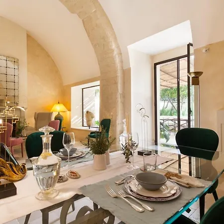 Bed & Breakfast Palazzo Maresgallo & Lecce